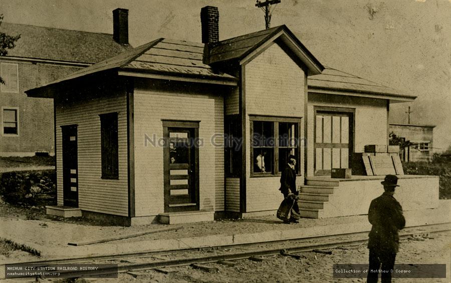 Postcard: White River Valley Railroad station at Gaysville, Vermont